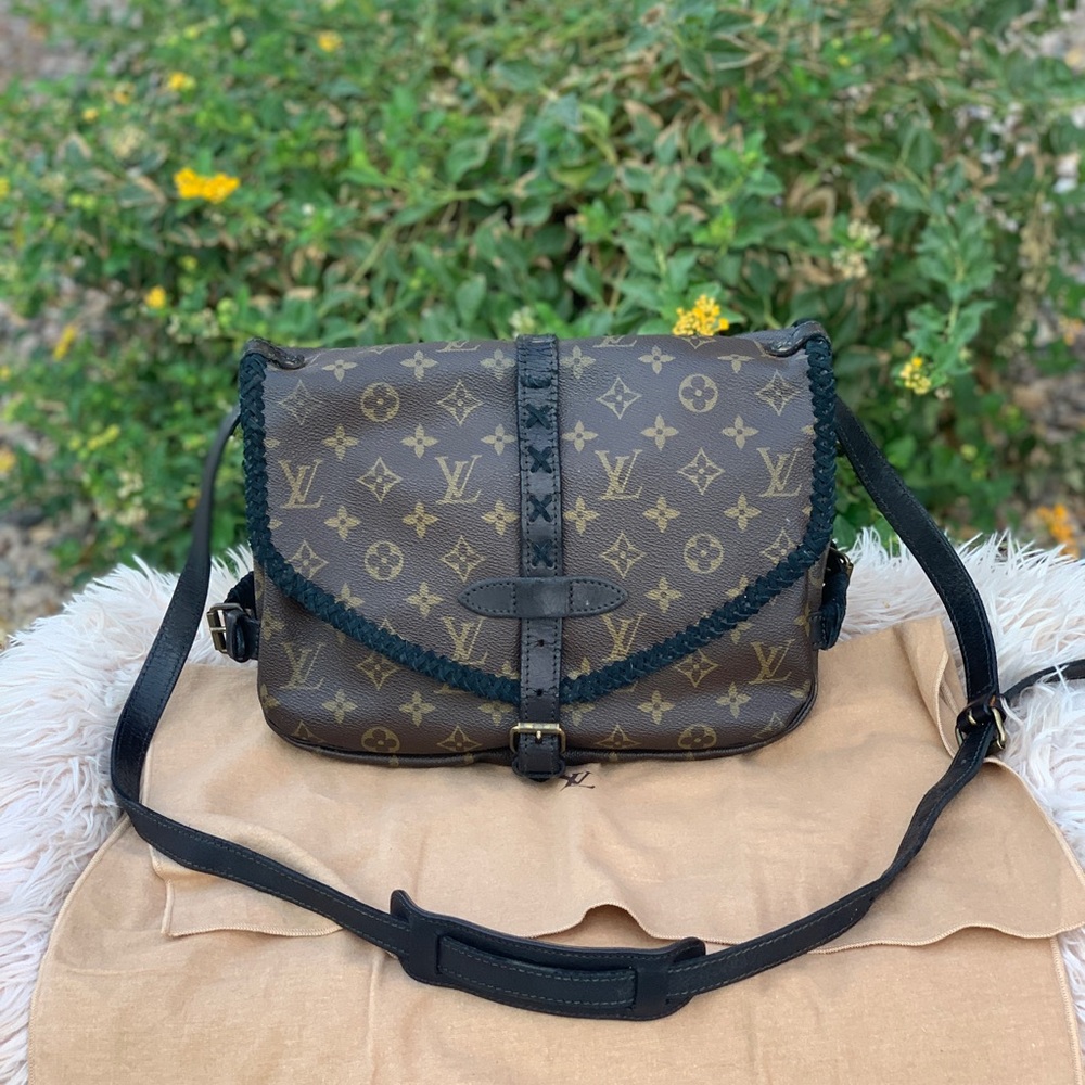 🎉🎉Louis Vuitton Saumur 30